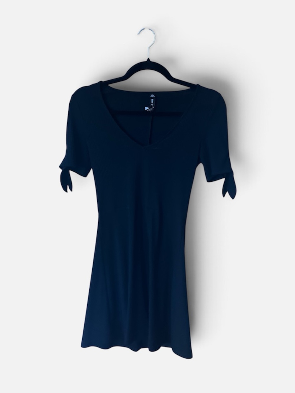 Design Lab Lord & Taylor Black Short Sleeve Mini Dress with Tie Sleeves